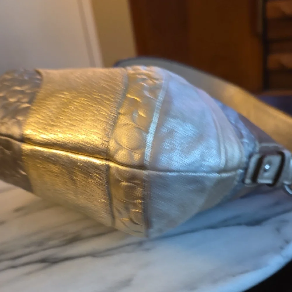 Coach Hobo 2008 Metallic Wave Patchwork Bag!  💕 - Picture 13 of 17